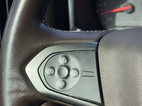 Used 2018 Chevrolet Silverado 1500 LT w/ Texas Edition image 32