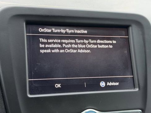 Used 2022 Chevrolet Equinox LT w/ Driver Convenience Package image 22