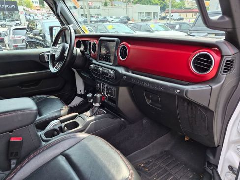 Used 2021 Jeep Wrangler Unlimited Rubicon AWD/4WD image 26