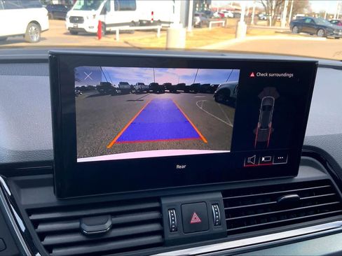 Used 2024 Audi Q5 2.0T Premium w/ Summer of Audi Package image 26