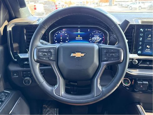 Used 2024 Chevrolet Silverado 2500 High Country w/ High Country Premium Package image 14