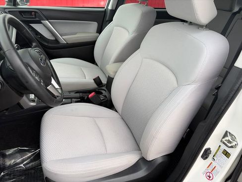 Used 2018 Subaru Forester 2.5i Premium w/ All-Weather Package AWD/4WD image 36