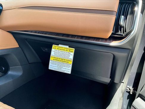 New 2026 Nissan Armada Platinum Reserve w/ Accent Package AWD/4WD image 32
