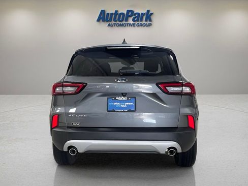 Used 2025 Ford Escape Active w/ Cold Weather Package FWD image 6