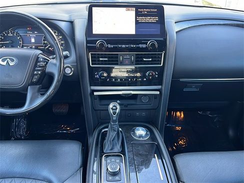 Certified 2024 INFINITI QX80 Sensory image 12