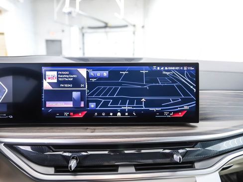 New 2026 BMW X5 xDrive50e w/ Climate Comfort Package image 15