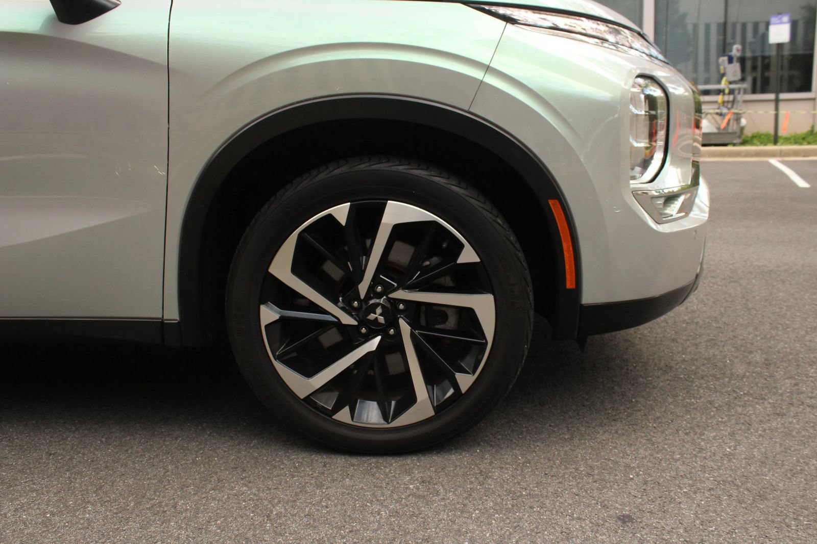 Used 2022 Mitsubishi Outlander SEL FWD image 4
