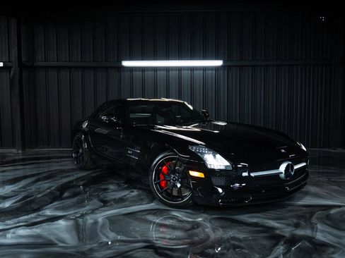 Used 2012 Mercedes-Benz SLS AMG Coupe image 37