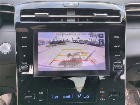 Used 2024 Hyundai Santa Cruz SEL image 13