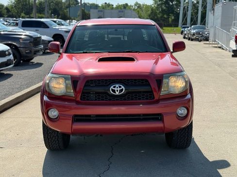 Used 2011 Toyota Tacoma 4x4 Double Cab image 3