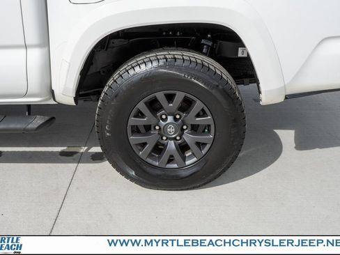 Used 2021 Toyota Tacoma SR5 image 12