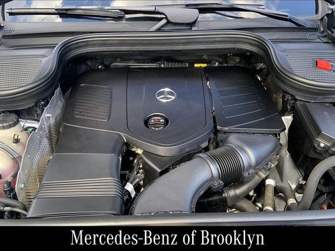 Used 2025 Mercedes-Benz GLE 450e 4MATIC image 30