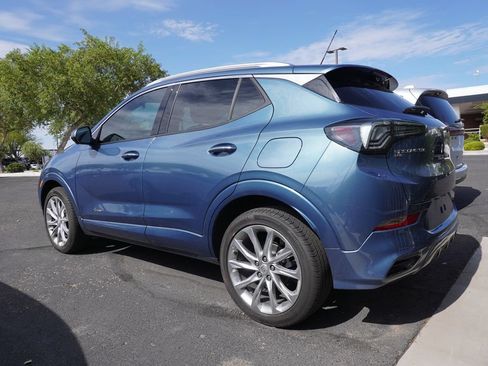 Used 2024 Buick Encore GX Avenir w/ Avenir Technology Package AWD/4WD image 6