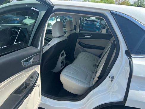 Certified 2023 Ford Edge Titanium AWD/4WD image 16