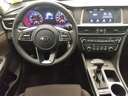 Used 2019 Kia Optima LX FWD image 22