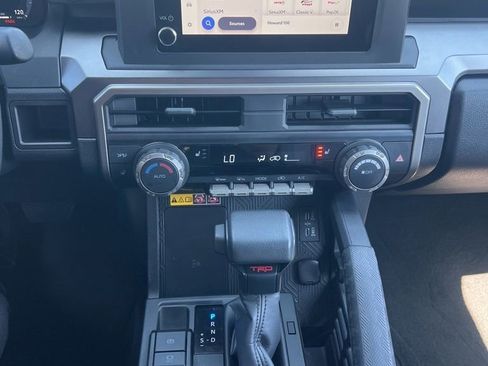Used 2025 Toyota 4Runner TRD Off-Road AWD/4WD image 23