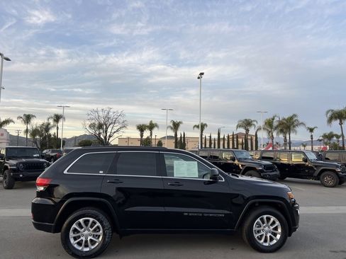 Used 2022 Jeep Grand Cherokee Laredo E image 9