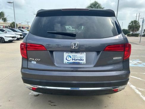 Certified 2018 Honda Pilot Touring image 5