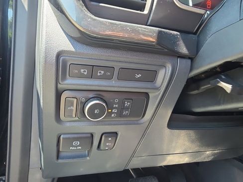 Used 2022 Ford F150 XLT w/ Equipment Group 302A High AWD/4WD image 15