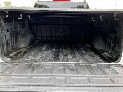Used 2022 Chevrolet Colorado W/T w/ WT Convenience Package AWD/4WD image 34
