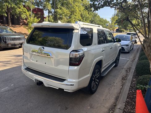 Used 2023 Toyota 4Runner Limited RWD image 6