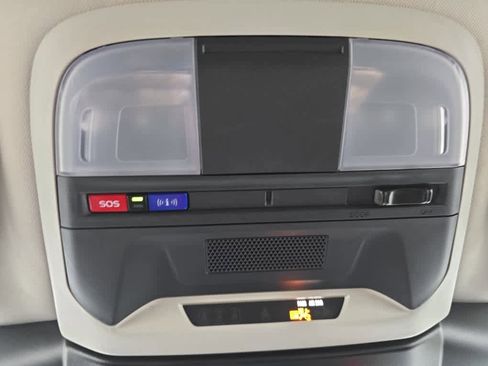 Used 2025 Subaru Crosstrek 2.5i Limited image 39