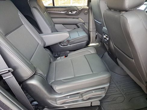 Used 2024 GMC Yukon Denali w/ Max Trailering Package AWD/4WD image 14