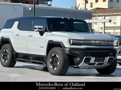 Used 2024 GMC Hummer EV 2X w/ Extreme Off-Road Package image 1