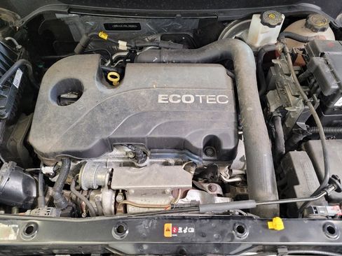 Used 2022 Chevrolet Equinox LT image 30