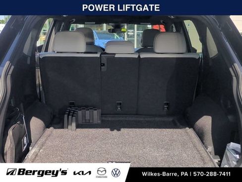 Certified 2024 Volkswagen Tiguan SE R-Line AWD/4WD image 25
