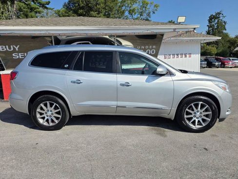 Used 2015 Buick Enclave Leather FWD image 2