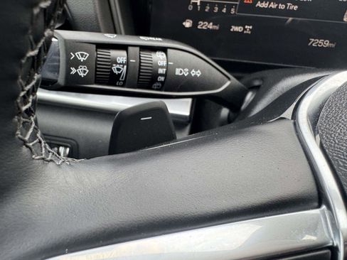 Used 2025 GMC Terrain Elevation image 29