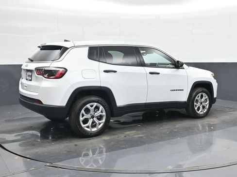 Used 2025 Jeep Compass Sport AWD/4WD image 20