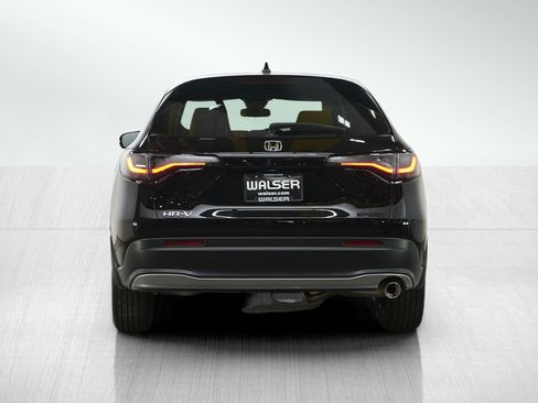 Used 2024 Honda HR-V Sport image 4