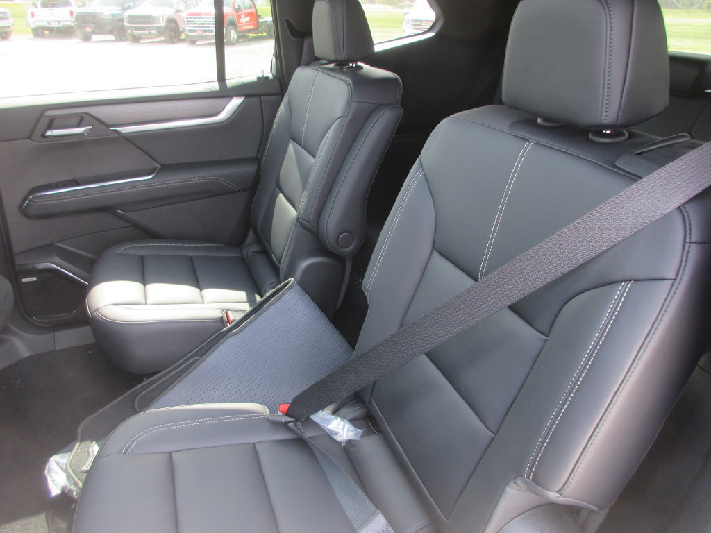 New 2027 GMC Acadia Elevation w/ Black Edition AWD/4WD image 13
