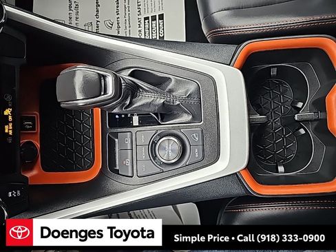 Used 2024 Toyota RAV4 Adventure image 25