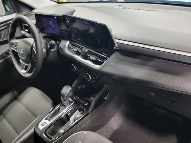 New 2026 Chevrolet TrailBlazer LT w/ Convenience Package FWD image 16