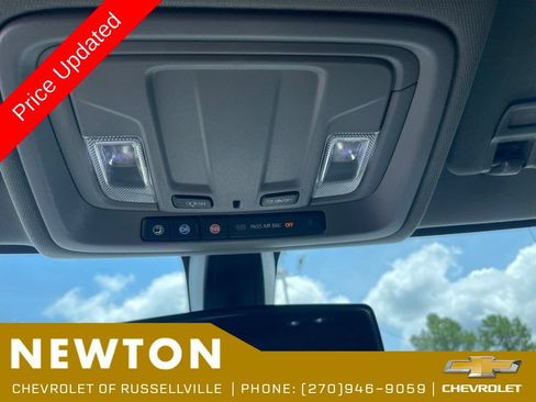 Used 2022 Chevrolet Silverado 1500 RST w/ Safety Package AWD/4WD image 18