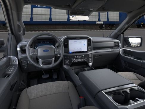 New 2026 Ford F150 XLT w/ XLT Chrome Appearance Package image 9