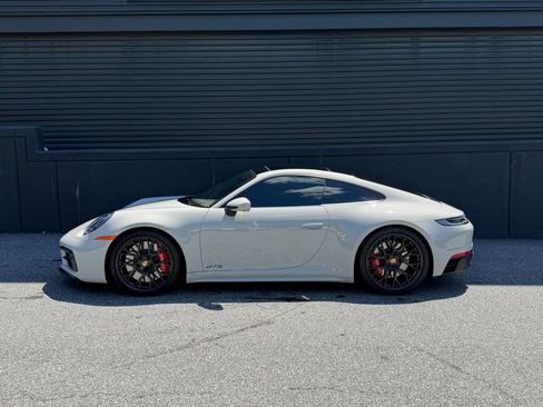 Certified 2022 Porsche 911 Carrera 4 GTS AWD/4WD image 8