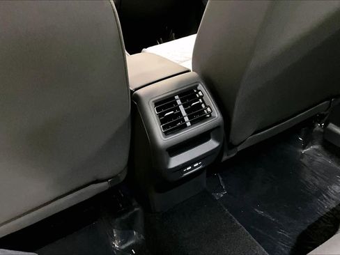 New 2026 Volkswagen Tiguan S image 16