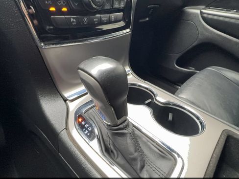 Used 2019 Jeep Grand Cherokee Limited RWD image 42