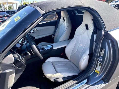 Used 2023 BMW Z4 M40i w/ Premium Package RWD image 21