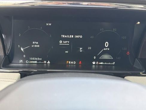Used 2018 Lincoln Navigator Select w/ Technology Package RWD image 31