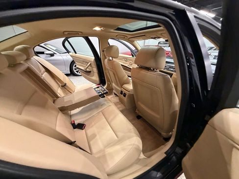 Used 2011 BMW 328i xDrive Sedan image 33