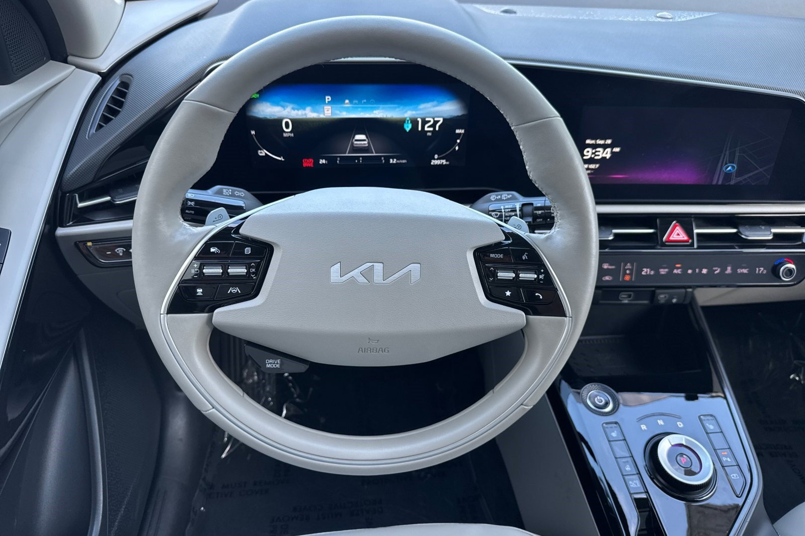 Used 2023 Kia Niro Wind w/ Wind Preserve Package FWD image 31