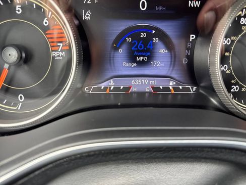 Used 2023 Jeep Cherokee Altitude Lux image 16