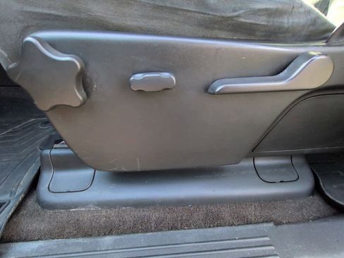 Used 2009 Chevrolet Silverado 1500 LT w/ Power Pack Plus image 17