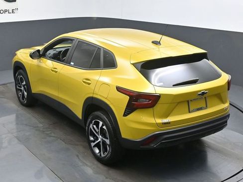 Used 2024 Chevrolet Trax RS w/ Driver Confidence Package image 56