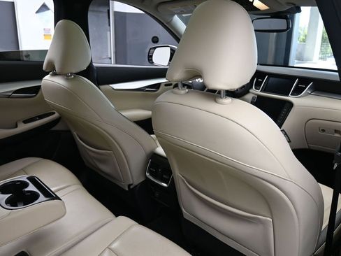 Used 2021 INFINITI QX50 Essential w/ Convenience Package image 45